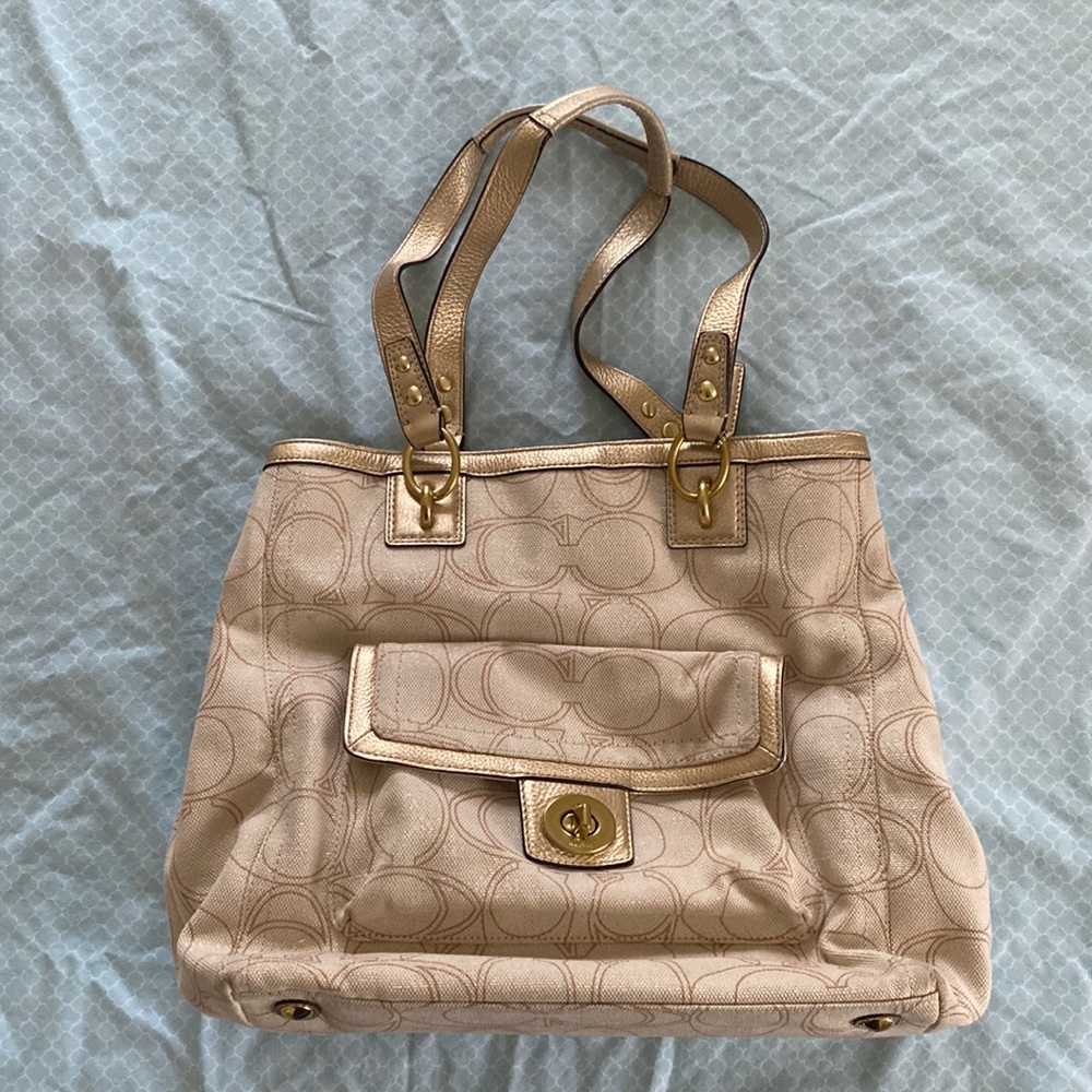 Coach Shoulder bag